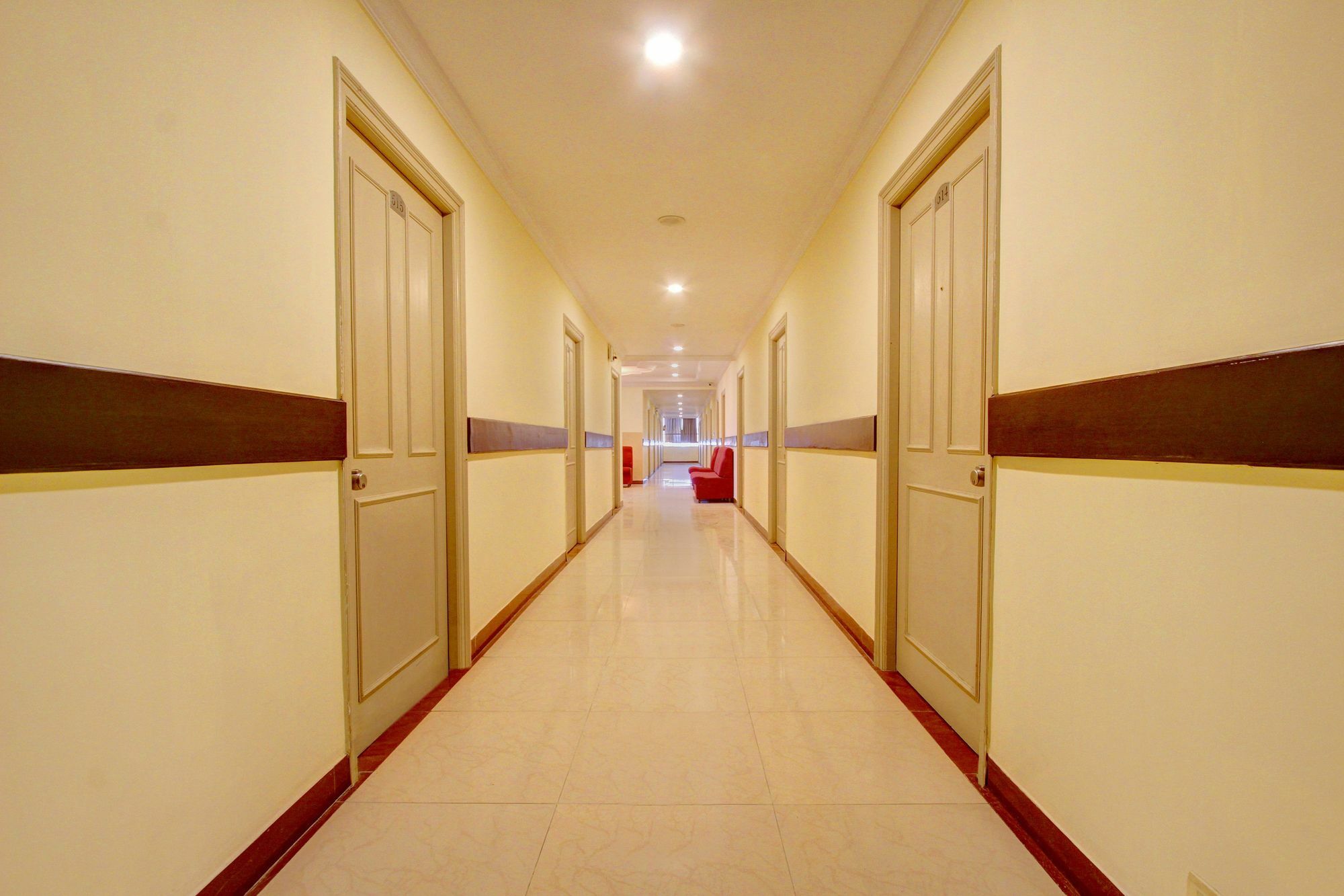 Oyo 10596 Hotel Indu Haydarabad Dış mekan fotoğraf